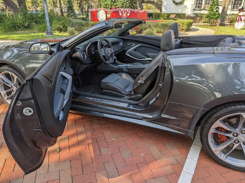 2017 Chevrolet Camaro 2