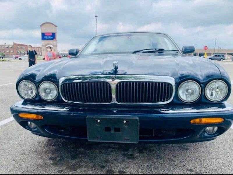 2000 Jaguar Xj8