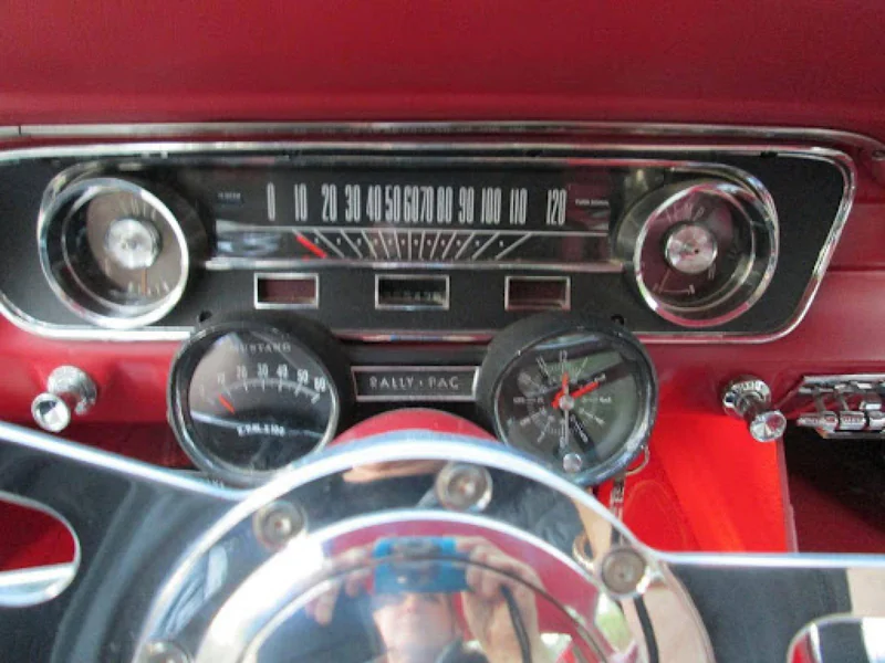 1965 Ford Mustang Fastback 4