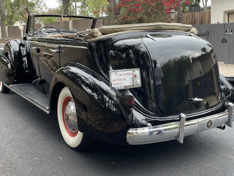 1937 Cadillac 75