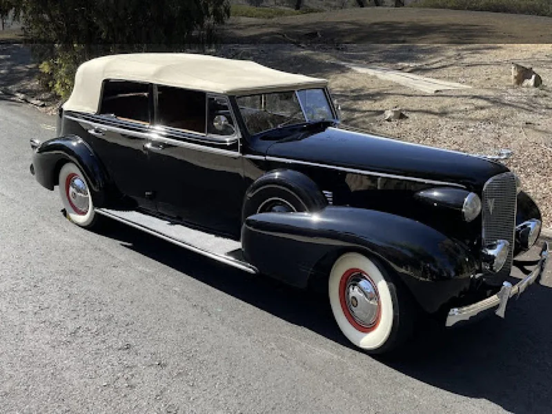 1937 Cadillac 75