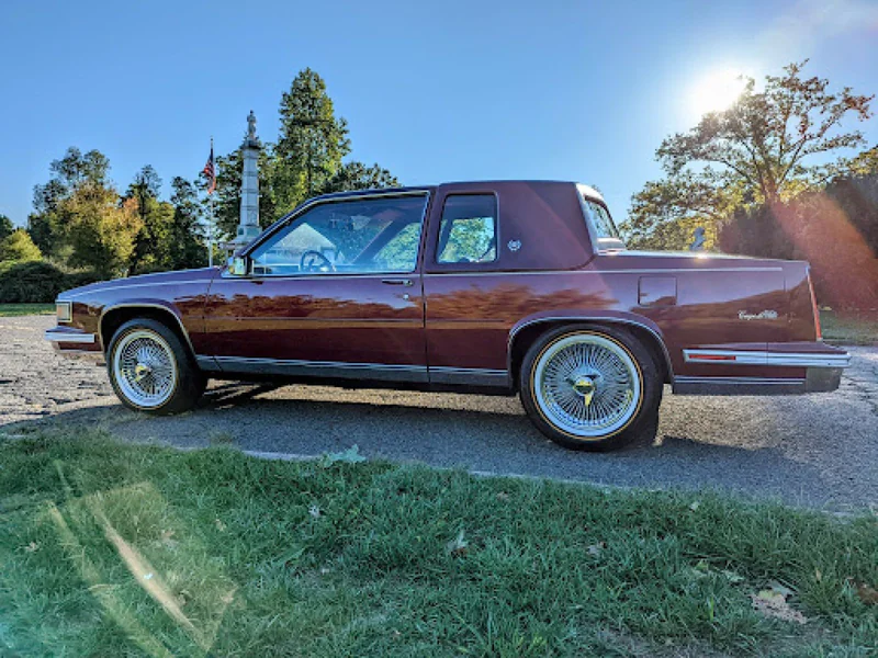 1986 Cadillac Coupe Deville 2
