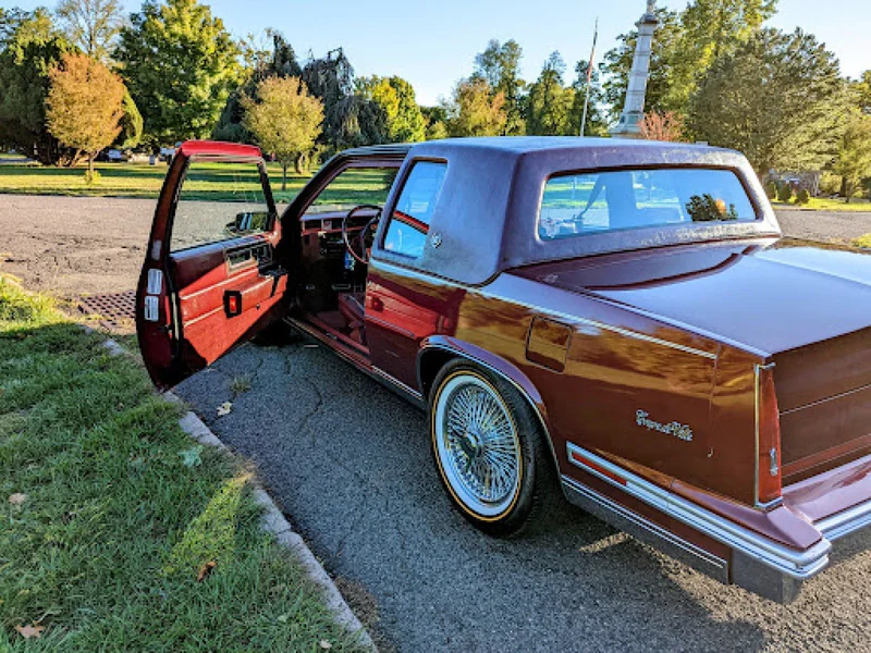 1986 Cadillac Coupe Deville 9