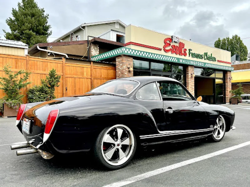 1972 Volkswagen Karmann Ghia 1972 2