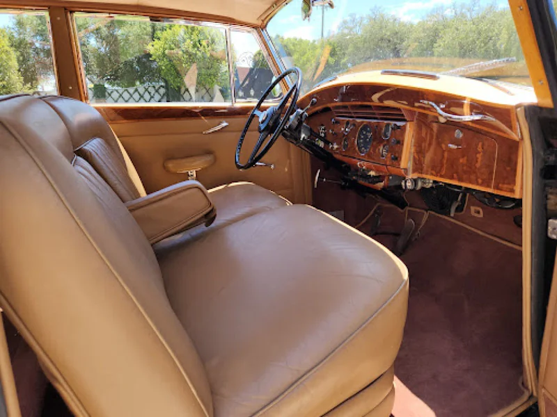 1956 Rolls-Royce Silver Wraith 9