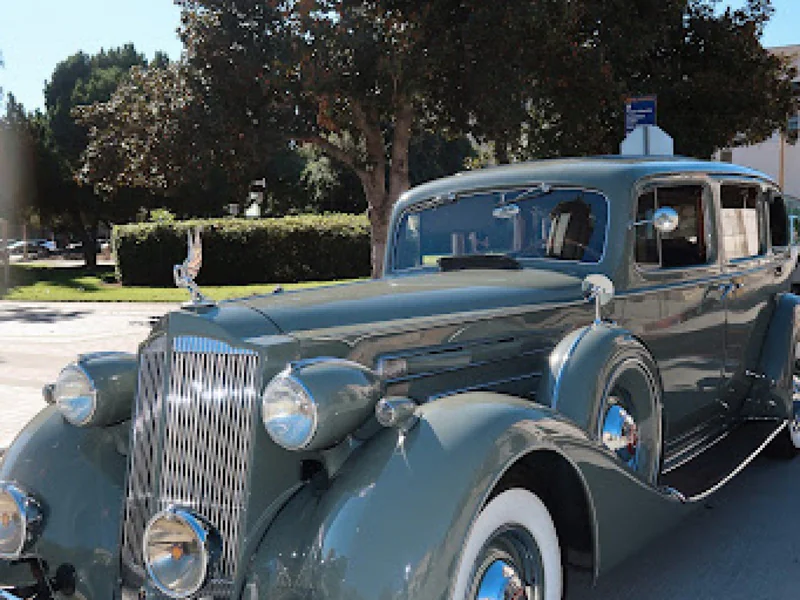 1937 Packard 1508 Touring Limousine 2