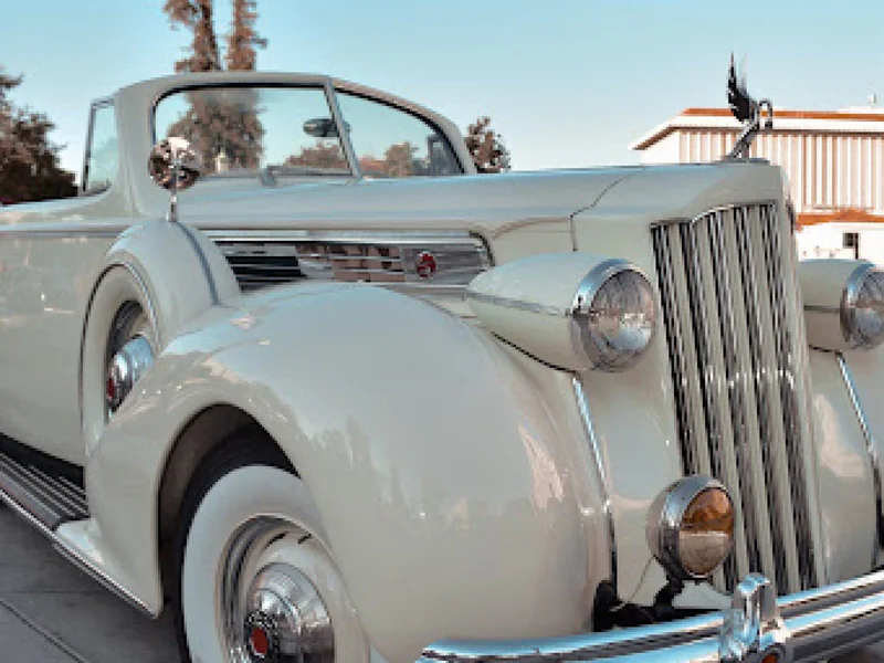 1939 Packard Super 8 Convertible Coupe 3