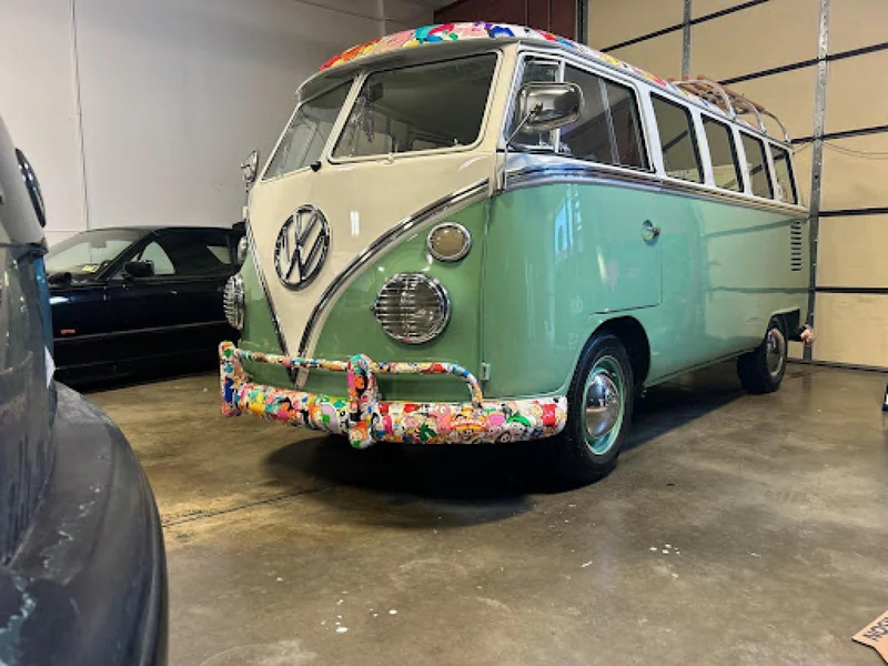 1963 Volkswagen Transporter Bus