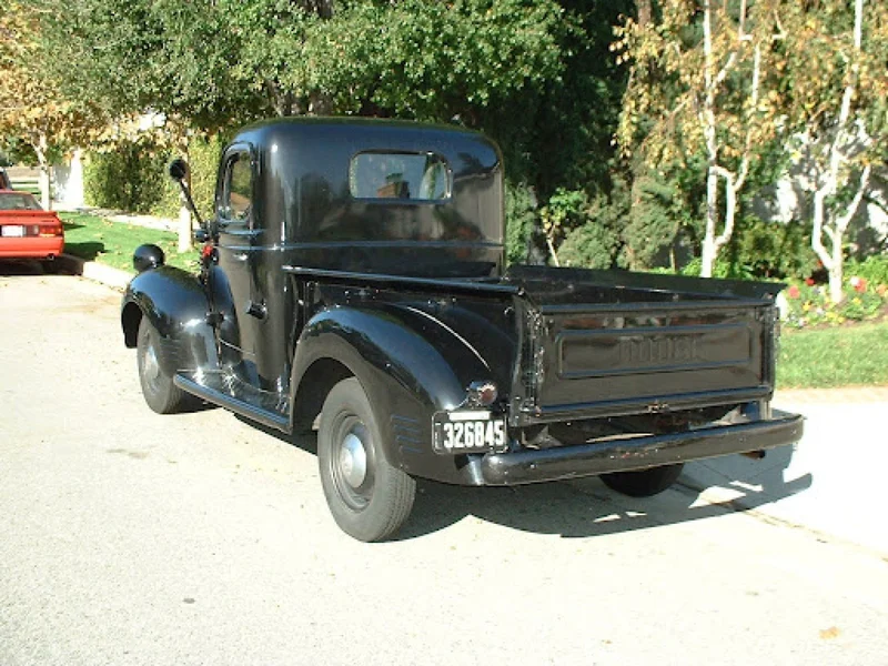 1945 Dodge Pick Up 2