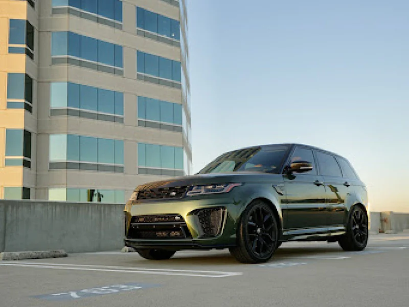 2021 Land Rover Svr 5