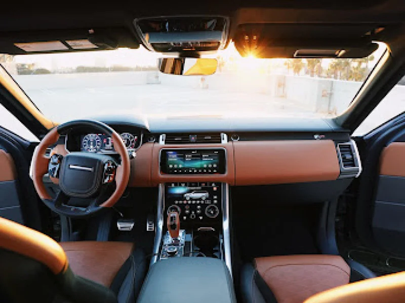 2021 Land Rover Svr 6