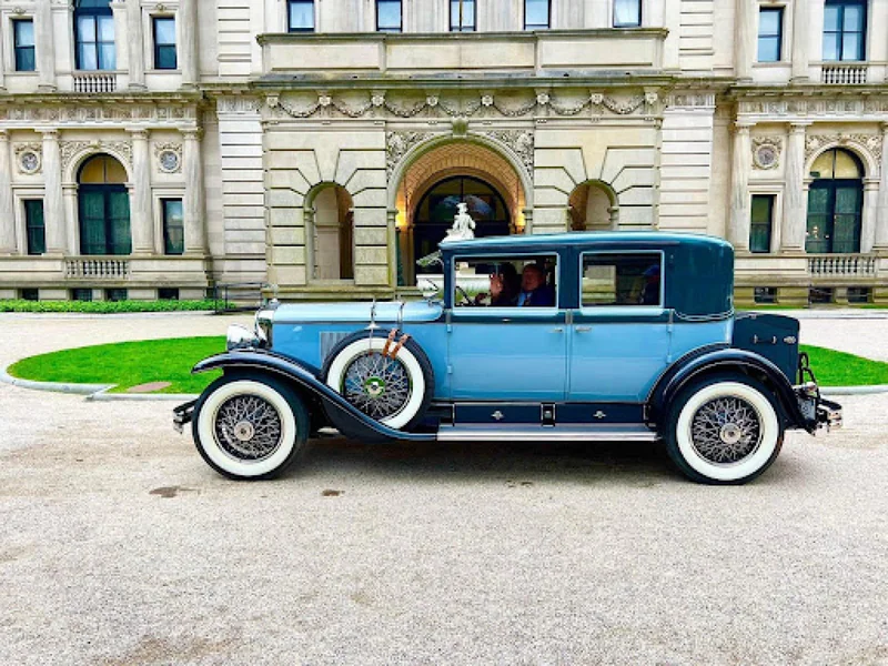 1929 Cadillac Town Car 3