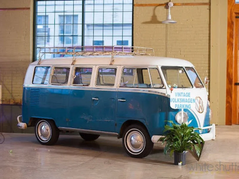 1967 Volkswagen 13 Window Deluxe 4