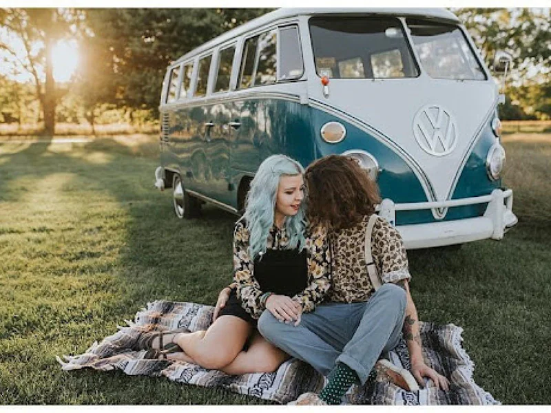 1967 Volkswagen 13 Window Deluxe 9