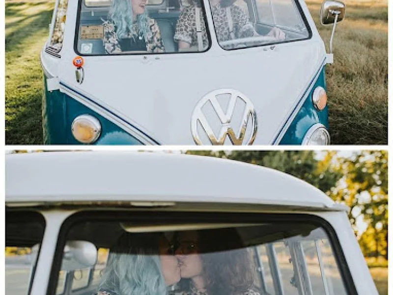 1967 Volkswagen 13 Window Deluxe 10