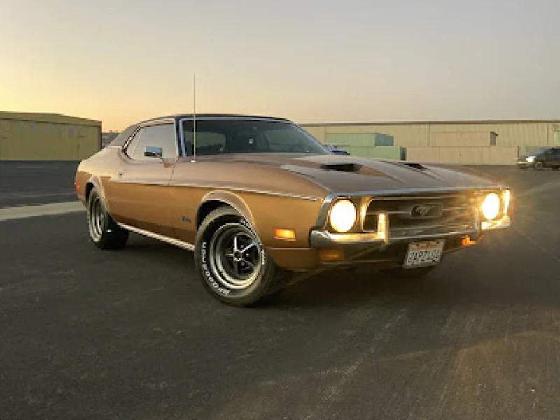 1972 Ford Mustang Grande 4