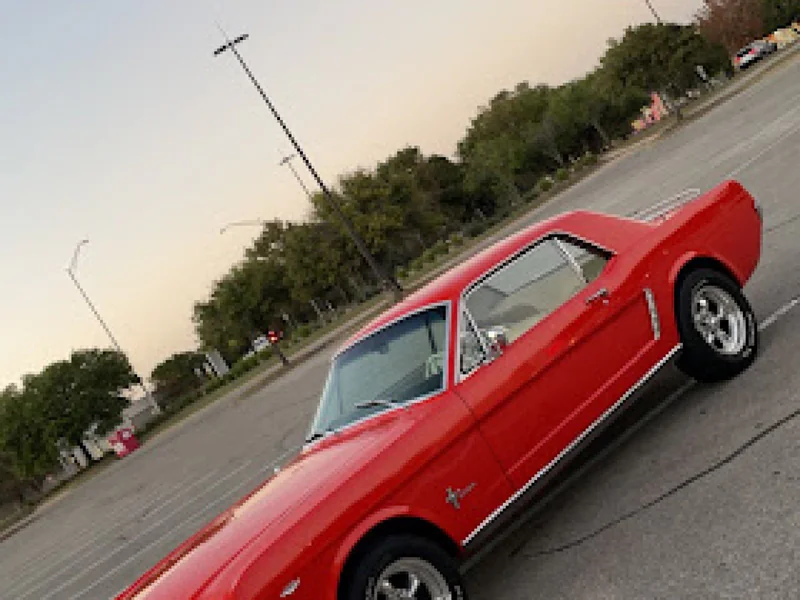 1965 Ford Mustang 2