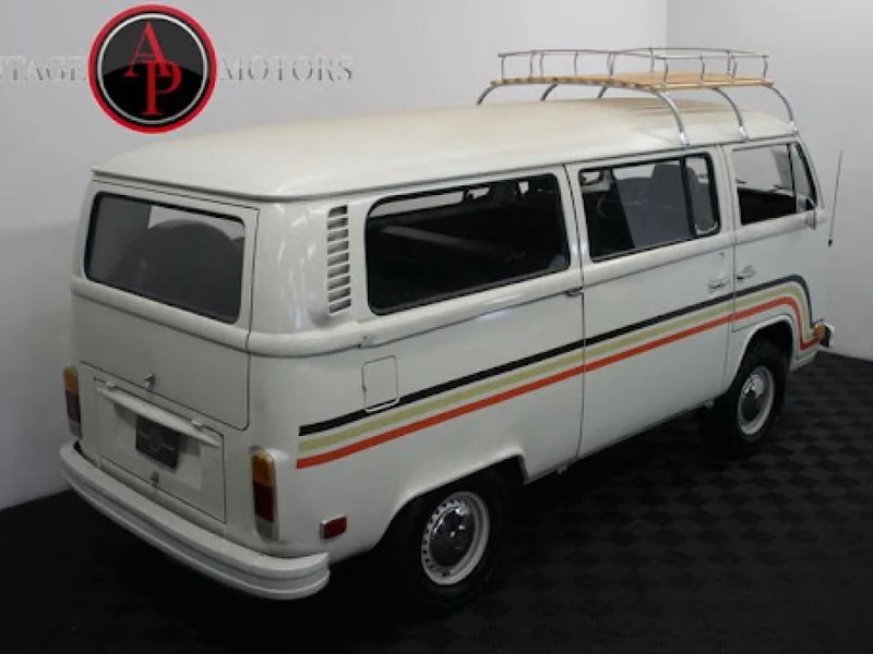 1973 Volkswagen Bay Window Bus Vintage