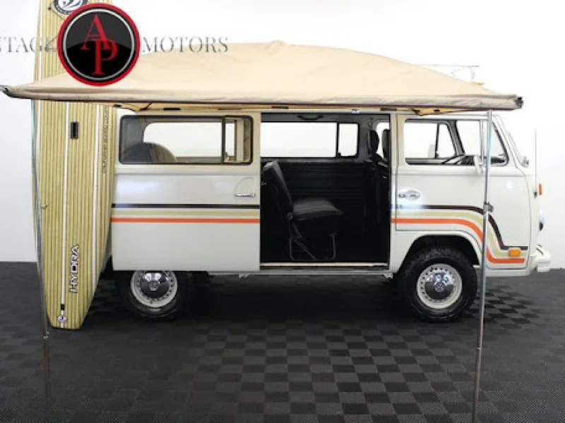 1973 Volkswagen Bay Window Bus Vintage