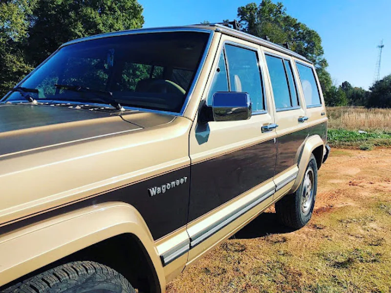 1987 Jeep Wagoneer 2