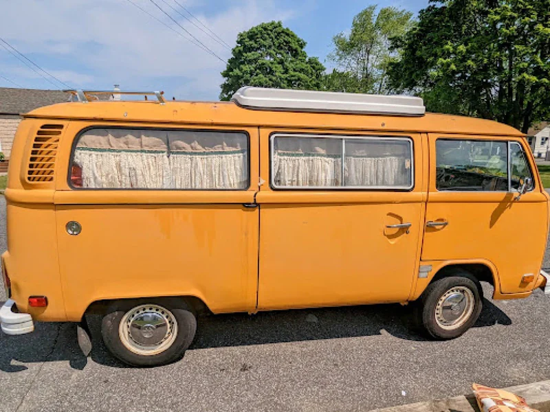 1976 Volkswagen Bus