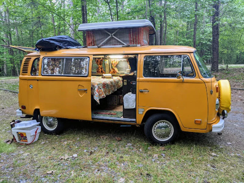 1976 Volkswagen Bus 10