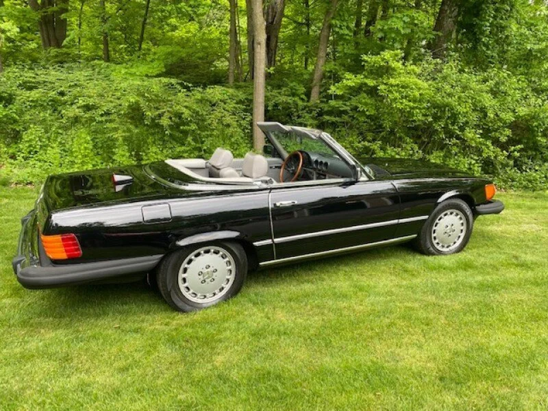 1985 Mercedes-Benz 380 SL 14