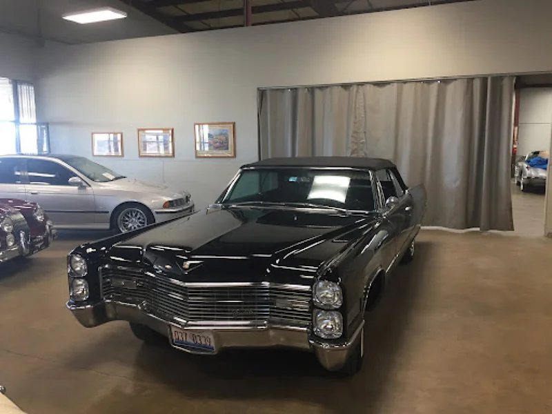 1966 Cadillac Deville 2