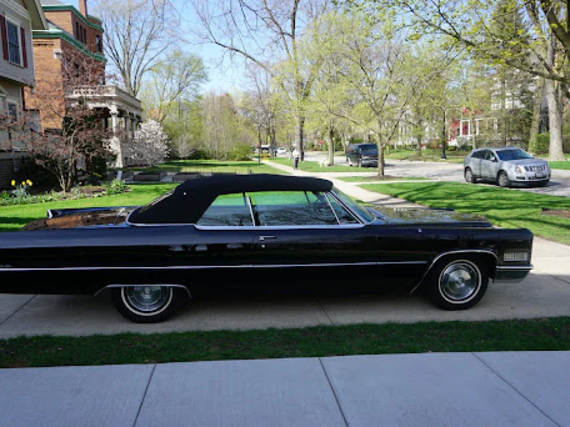1966 Cadillac Deville 3