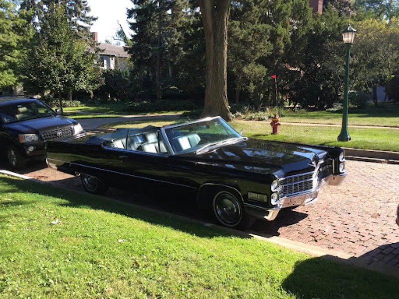 1966 Cadillac Deville 4