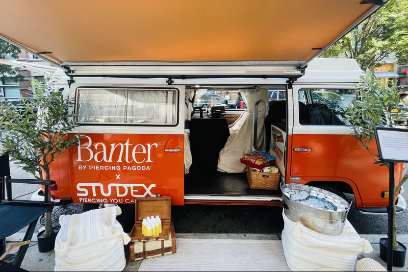 1971 Volkswagen Type II Riviera Camper 9