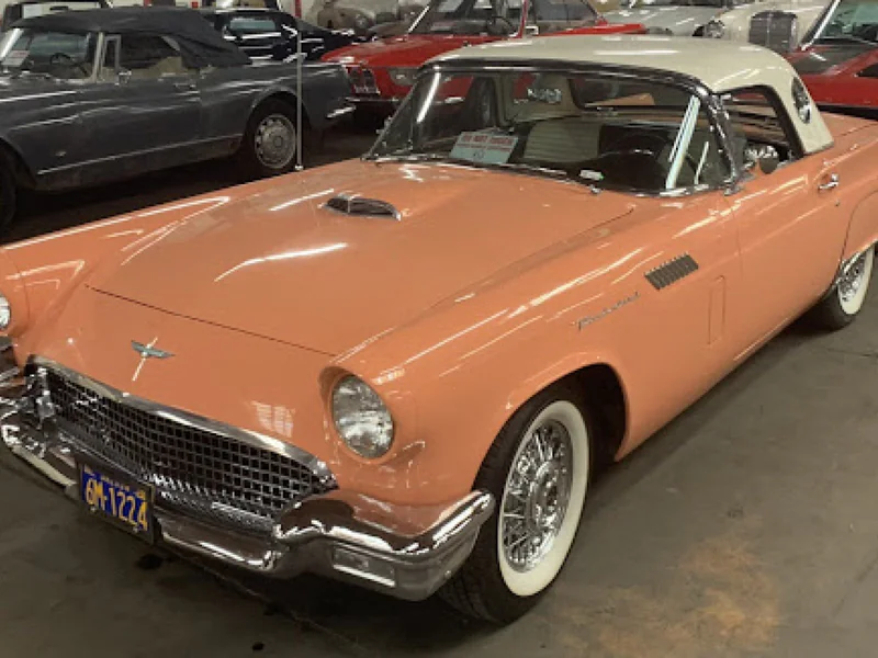 1957 Ford Thunderbird