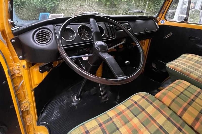1976 Volkswagen Combi Westfalia 8