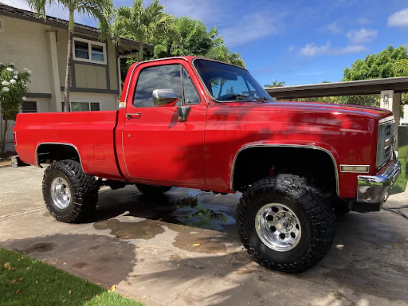 1986 Chevrolet K10 Silverado Pickup 2