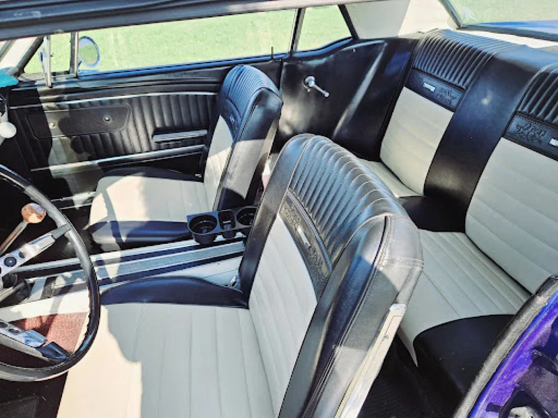 1965 Ford Mustang 4