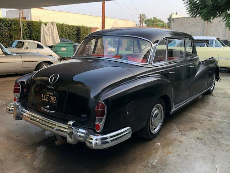 1960 Mercedes-Benz 300-series 3