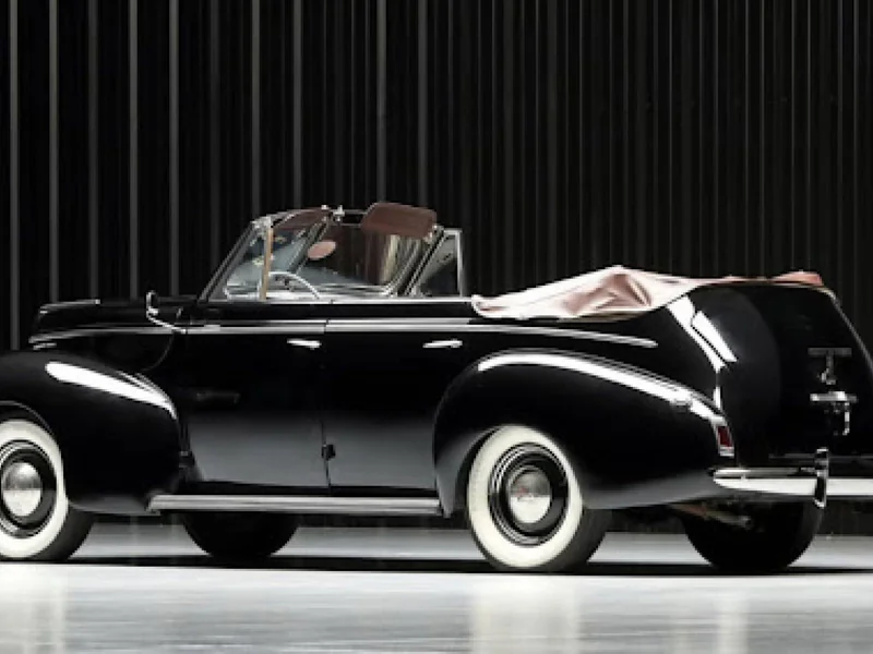 1940 Mercury Convertible Sedan 3