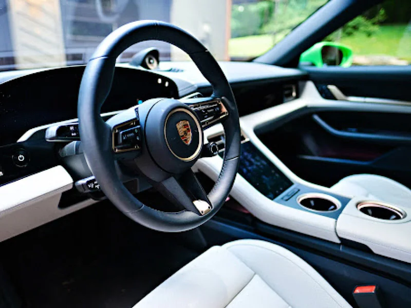 2023 Porsche Taycan