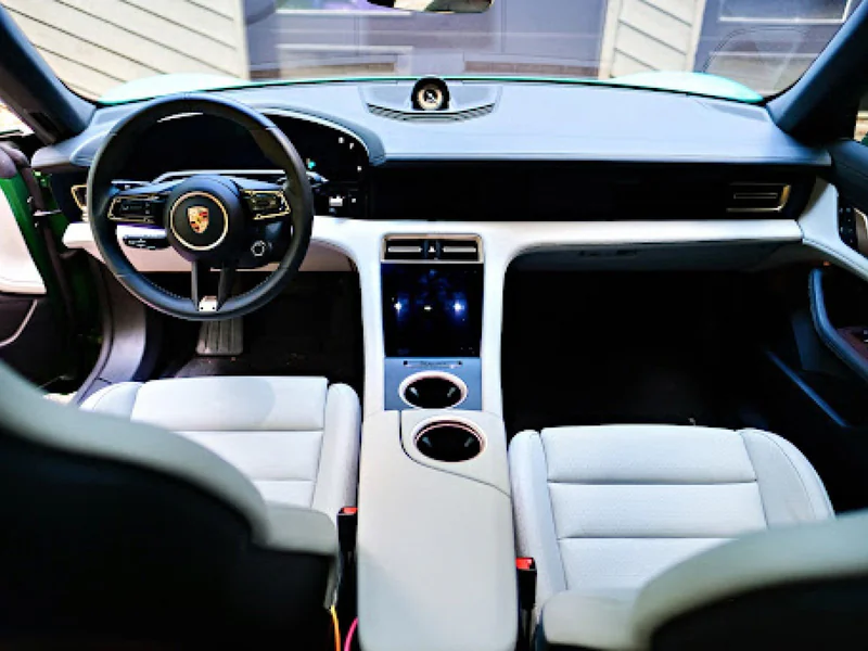 2023 Porsche Taycan