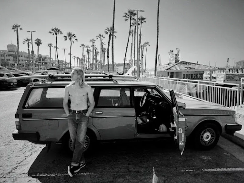 1984 Volvo 240 Station Wagon 4