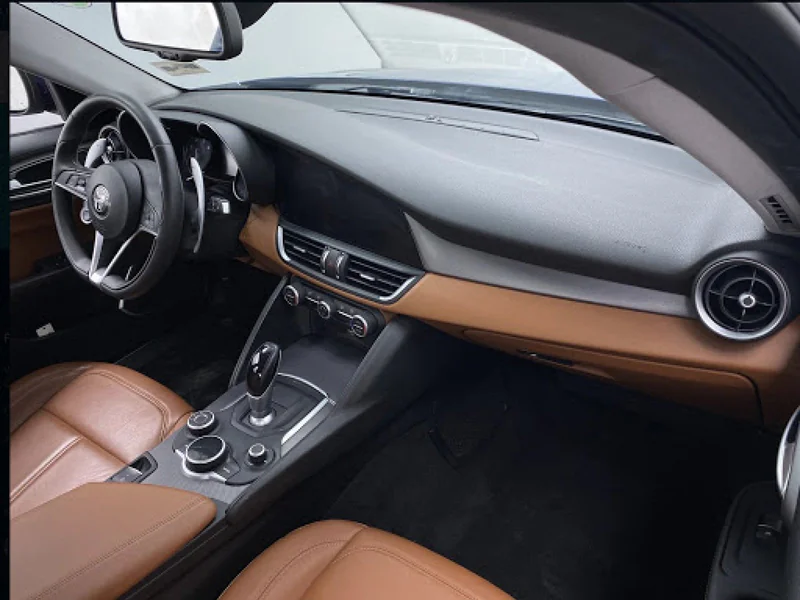 2018 Alfa Romeo Giulia Sport