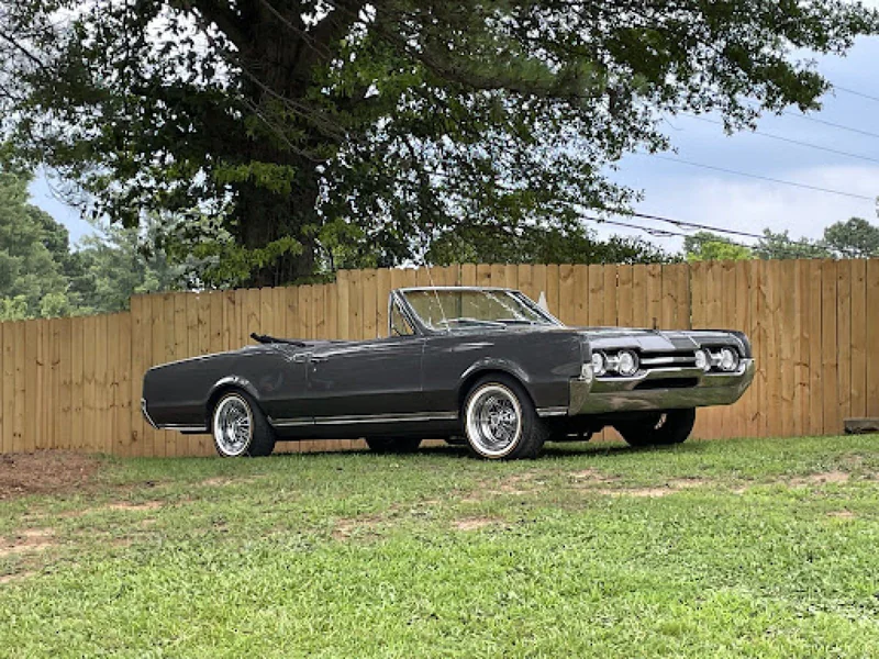 1967 Oldsmobile Convertible Cutlass 3