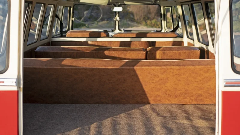 1961 Volkswagen 23-window Samba Microbus 9