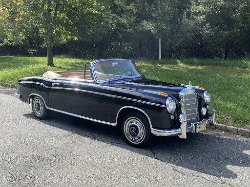 1957 Mercedes-Benz 220s 3