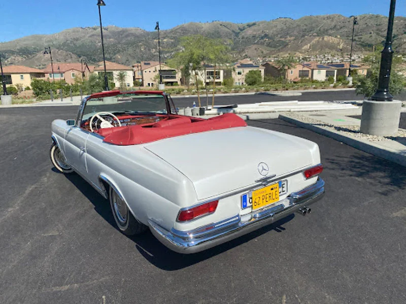 1962 Mercedes-Benz 250SE 2