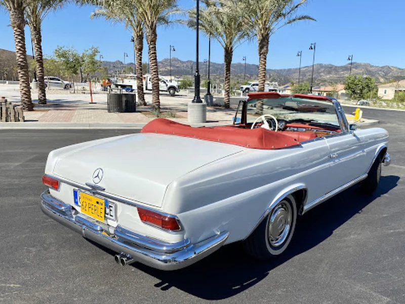 1962 Mercedes-Benz 250SE 5
