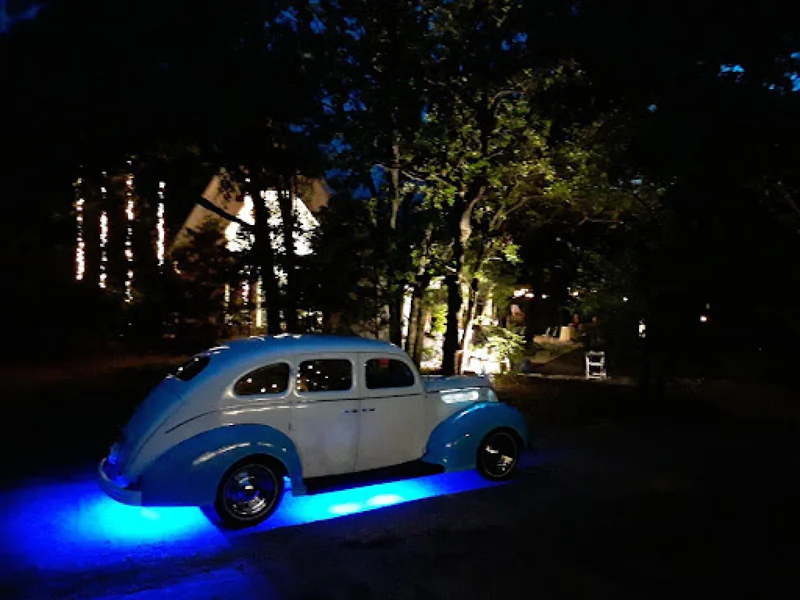 1938 Ford Deluxe 2
