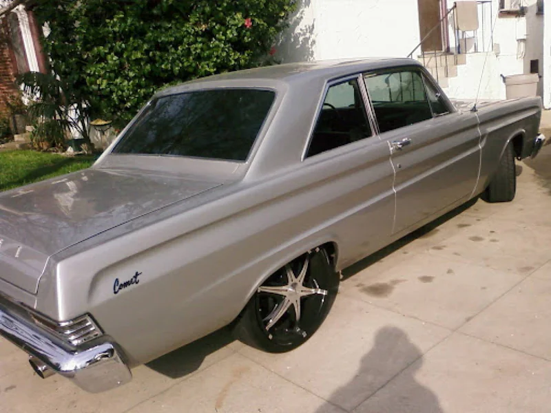 1965 Mercury Comet in Glendale 2