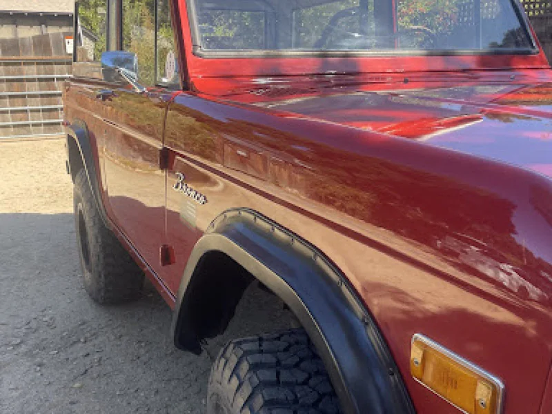 1975 Ford Bronco 2