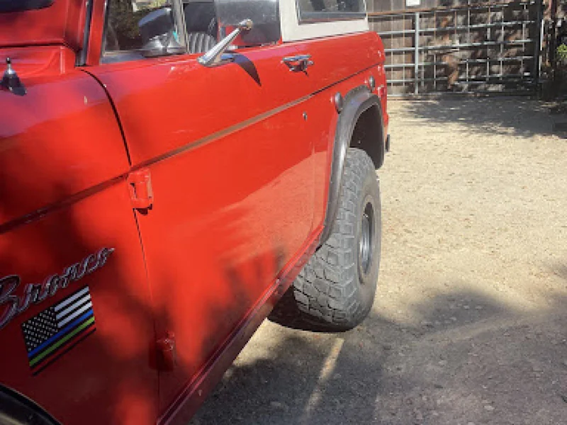 1975 Ford Bronco 3